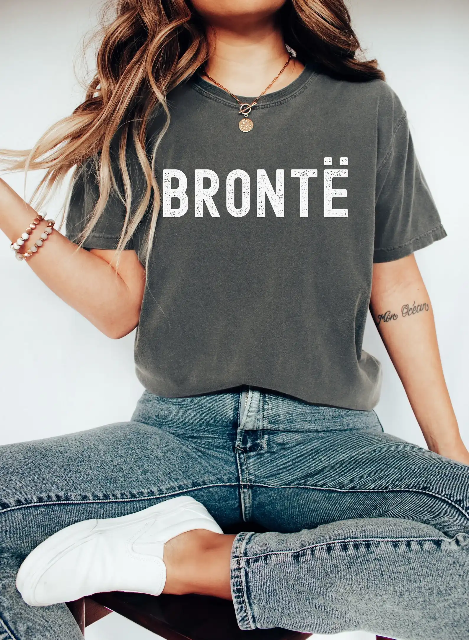 Gray Brontë T-shirt