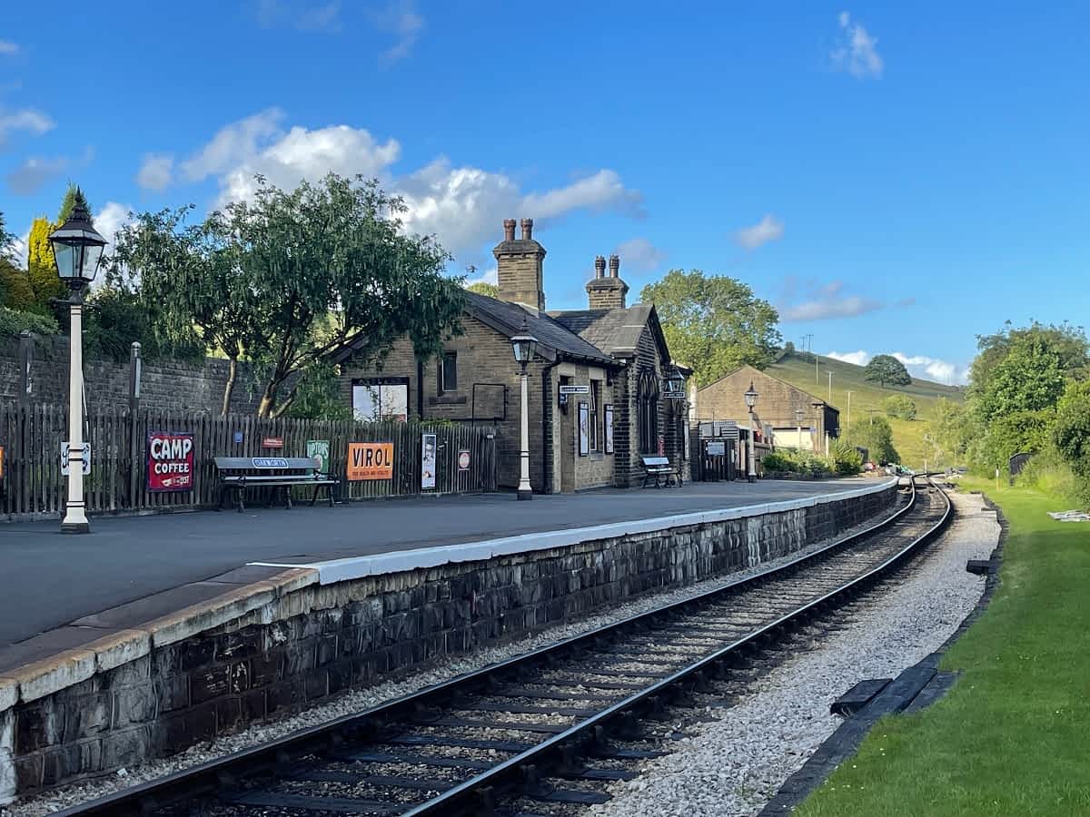 Oakworth Station